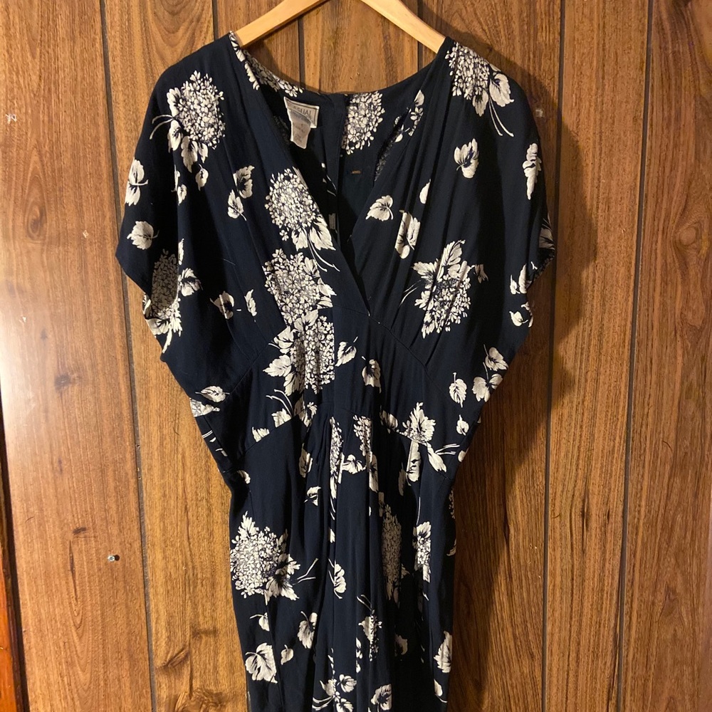 Vintage 1980’s floral casual corner dress